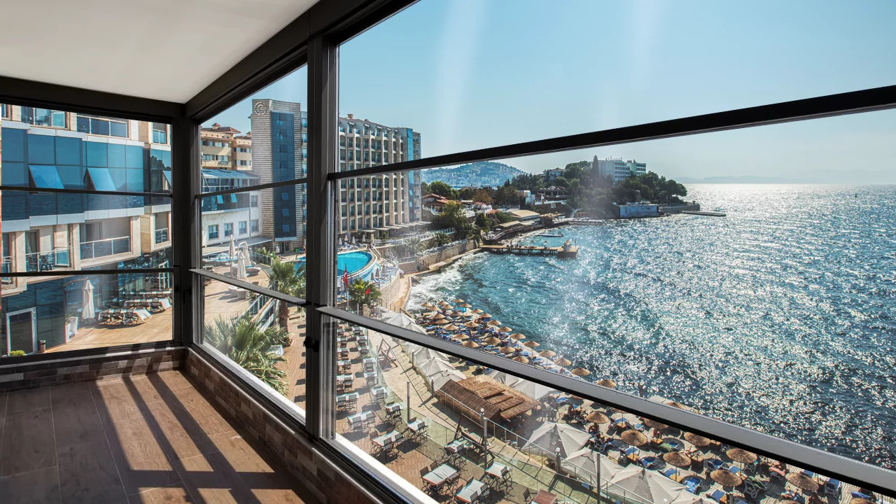 Tek Camlı Kayar Katlanır Cambalkon